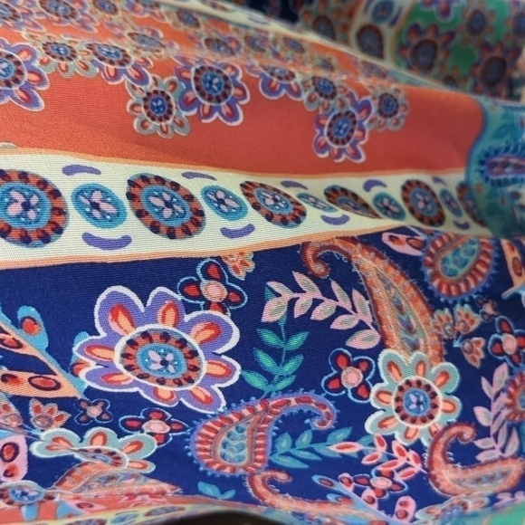 Soft And Cute Multicolor Floral & Paisley Short Sleeve,Long Tunic Sz XL - Picture 6 of 9